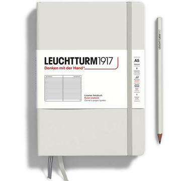 LEUCHTTURM1917 Medium A5 notitieboek Light Grey gelijnd