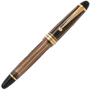 Pilot Custom 823 Brown vulpen