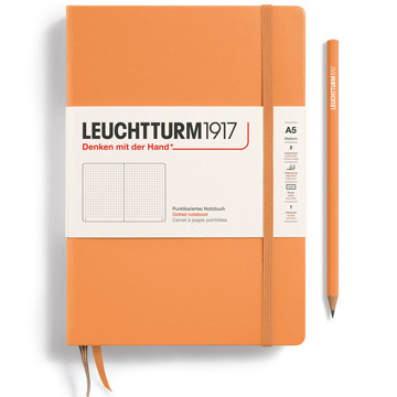 LEUCHTTURM1917 Medium A5 notitieboek Apricot dotted